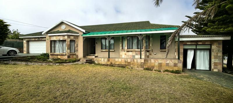 3 Bedroom Property for Sale in Dana Bay Western Cape